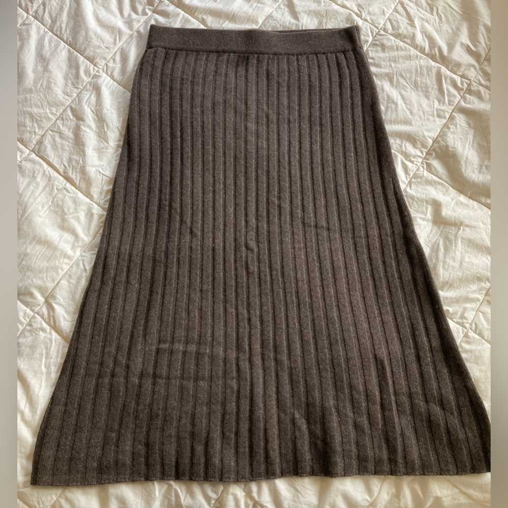 Quince 100% Cashmere Ribbed Skirt